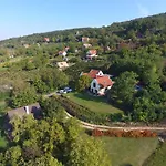 Hillside Révfülöp