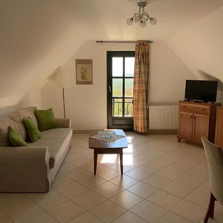 Hillside Apartmán Révfülöp